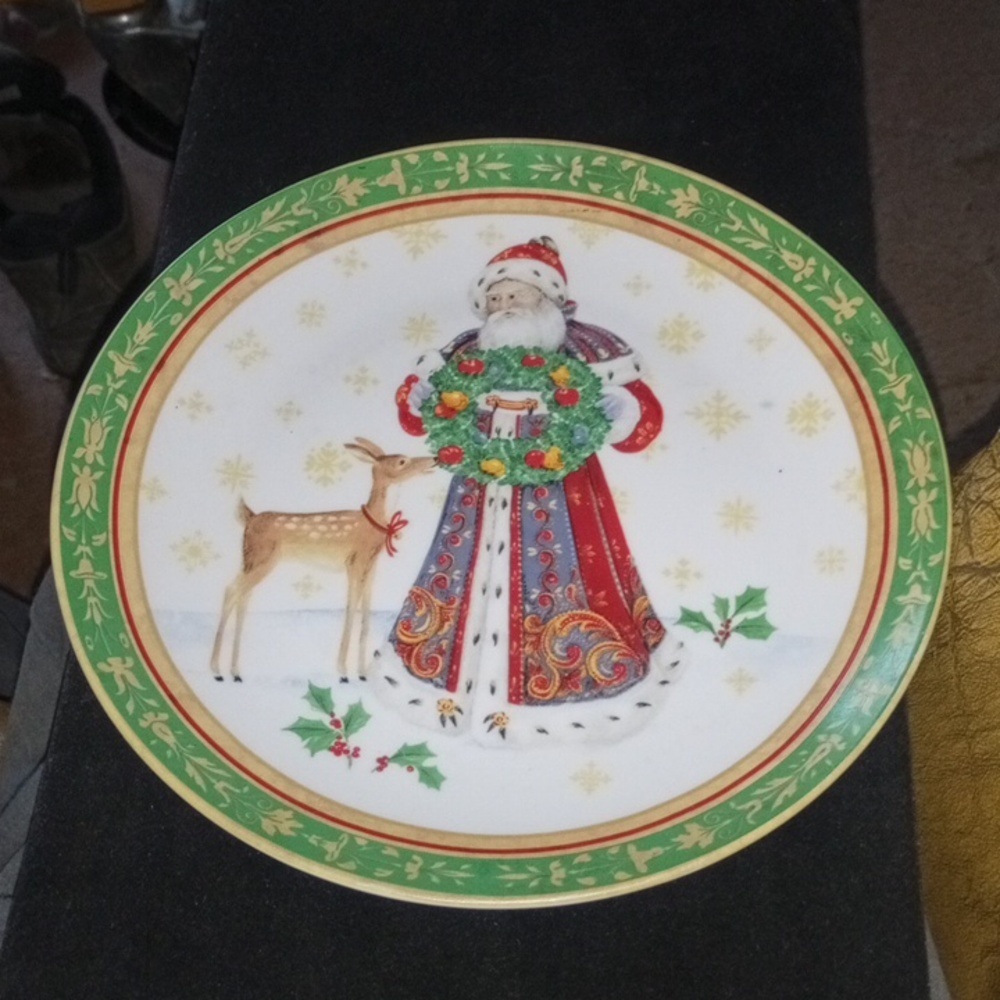 Certified International Elegant White Plate